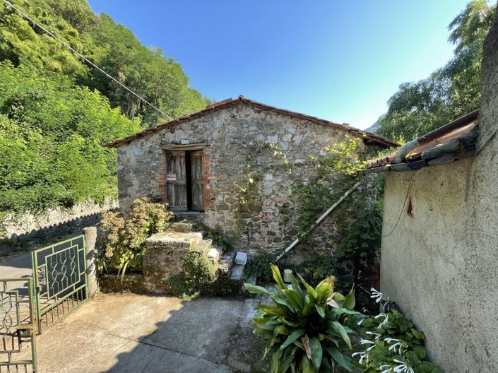 Image No.7-3 Bed Property for sale