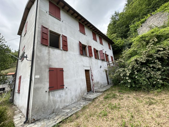 Image No.17-2 Bed Property for sale