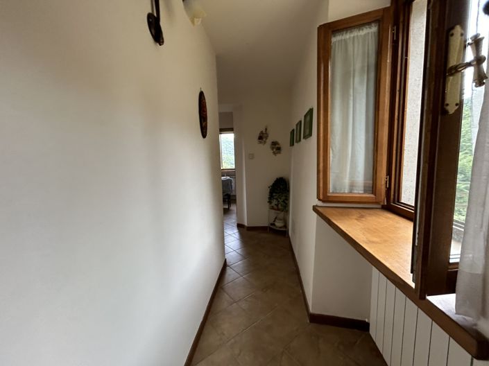 Image No.9-2 Bed Property for sale