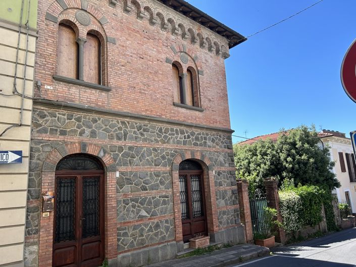 Image No.15-3 Bed Property for sale