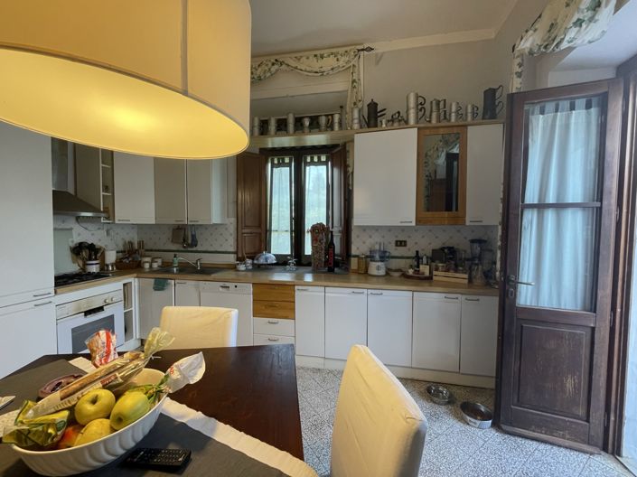 Image No.12-3 Bed Villa for sale