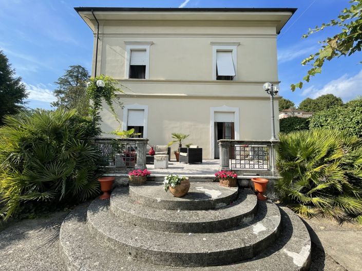 Image No.9-3 Bed Villa for sale