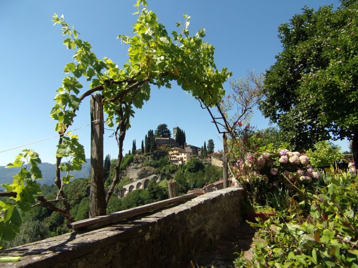 Image No.18-5 Bed Property for sale