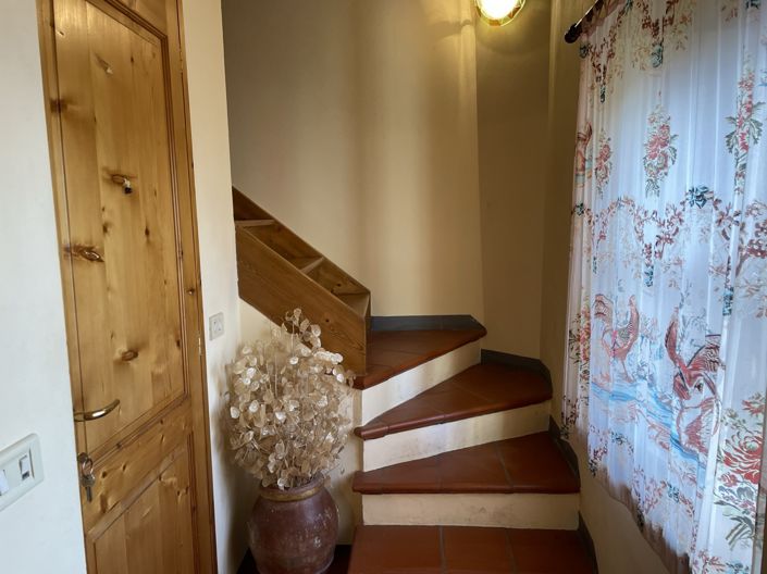 Image No.18-4 Bed Property for sale