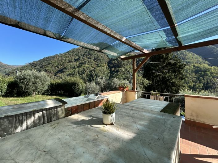 Image No.11-3 Bed Property for sale