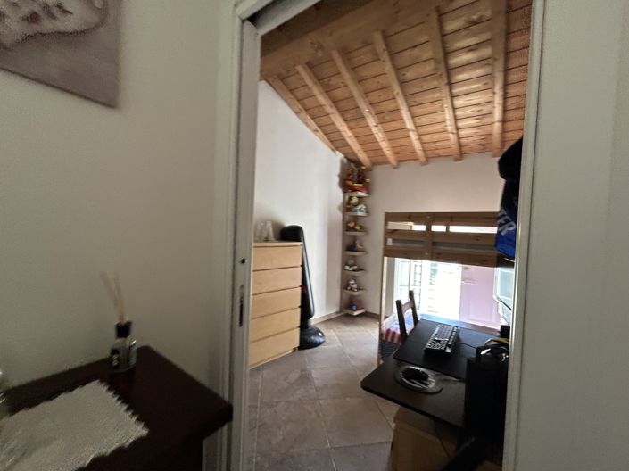 Image No.22-3 Bed Property for sale