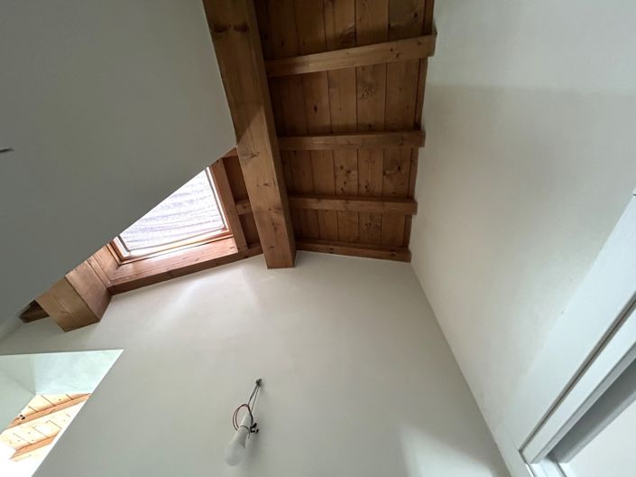 Image No.23-3 Bed Property for sale