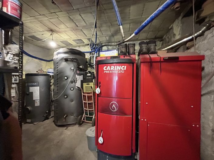 Image No.26-3 Bed Property for sale