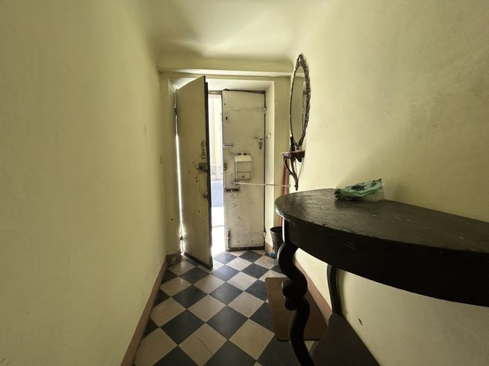 Image No.8-2 Bed Property for sale