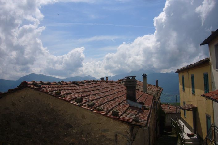 Image No.6-2 Bed House for sale