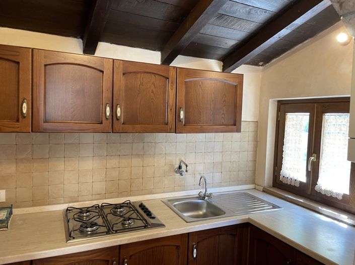 Image No.9-8 Bed Property for sale