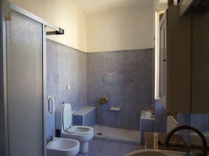 Image No.21-4 Bed Property for sale