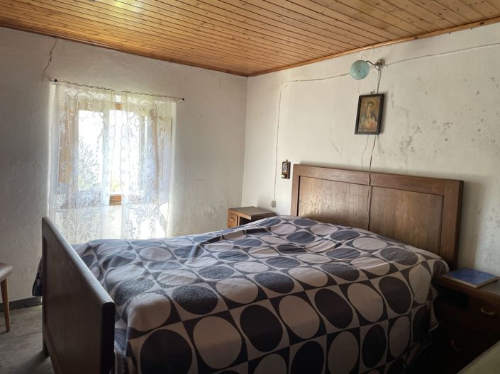 Image No.11-3 Bed Property for sale