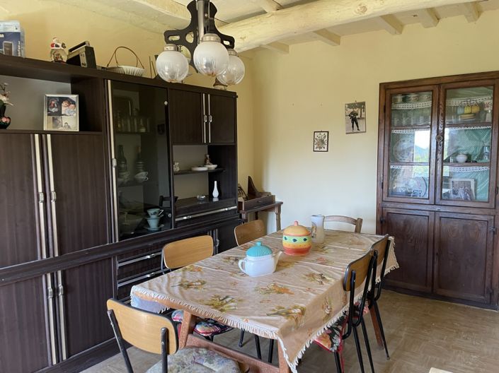 Image No.8-3 Bed Property for sale