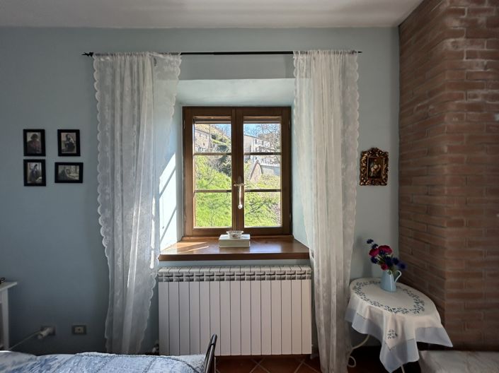 Image No.16-2 Bed Property for sale