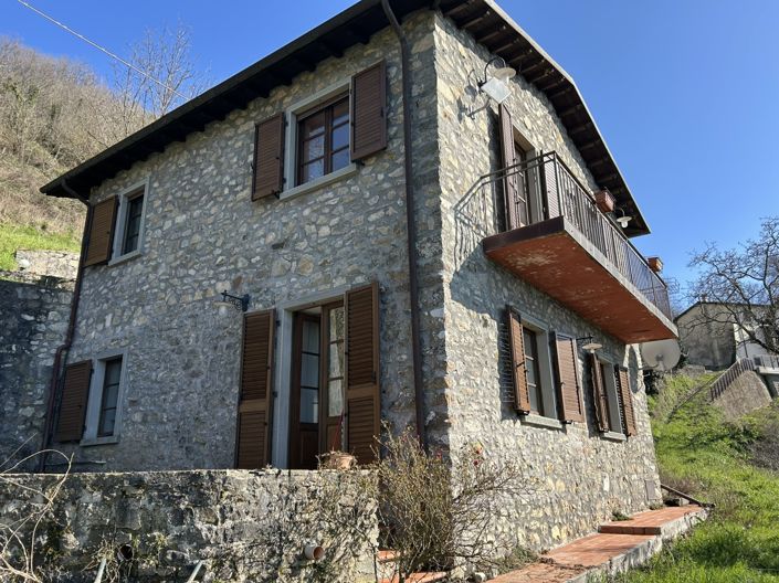 Image No.2-2 Bed Property for sale