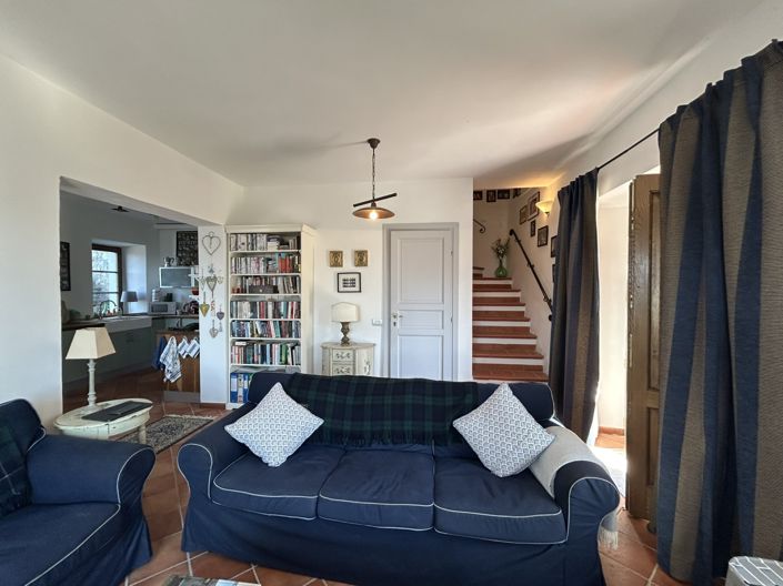 Image No.6-2 Bed Property for sale