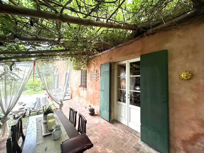 Image No.17-4 Bed Property for sale