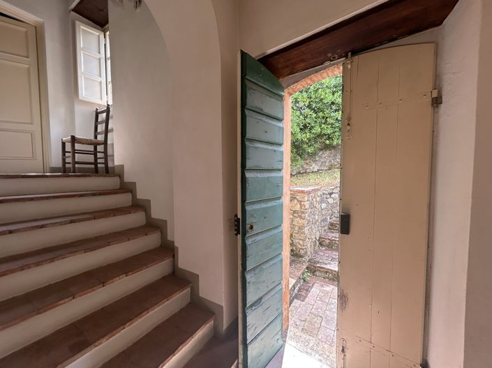 Image No.29-4 Bed Property for sale