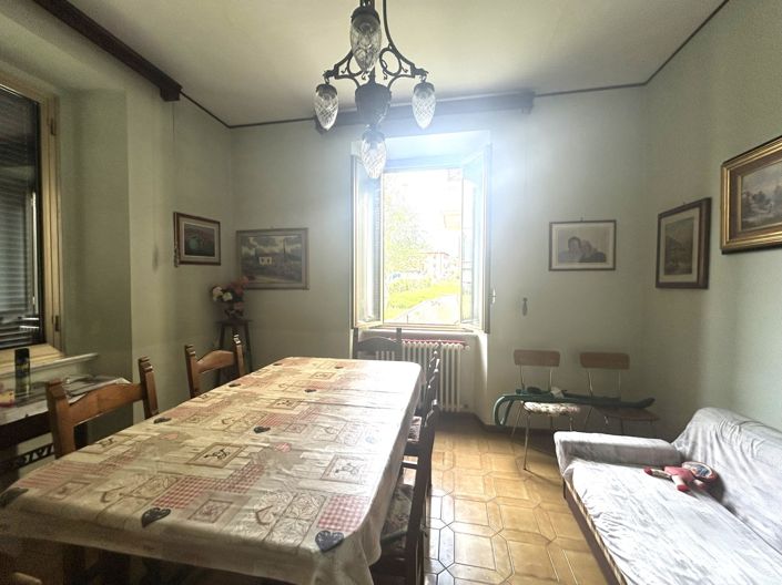 Image No.21-4 Bed Property for sale