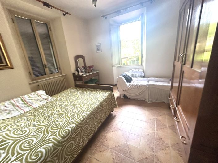 Image No.23-4 Bed Property for sale