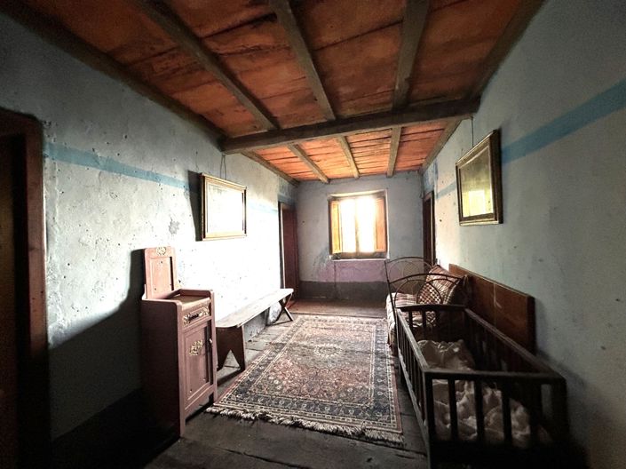 Image No.11-4 Bed Property for sale