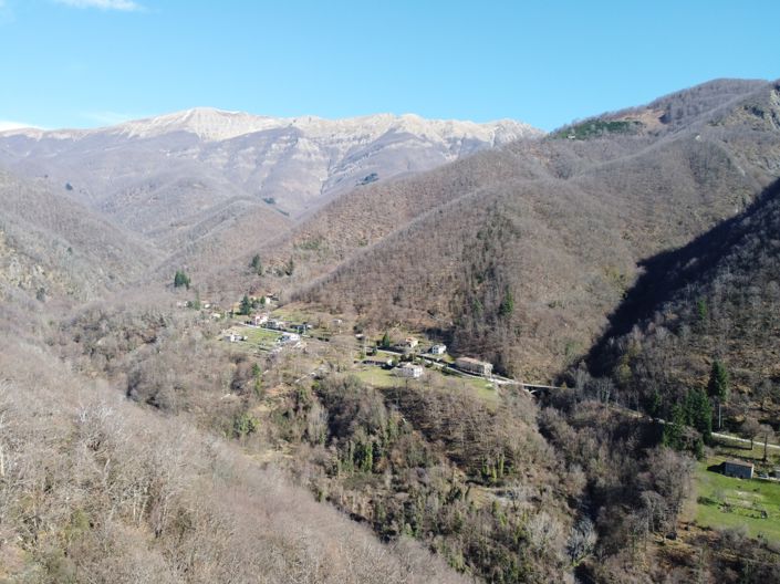 Image No.16-4 Bed Property for sale