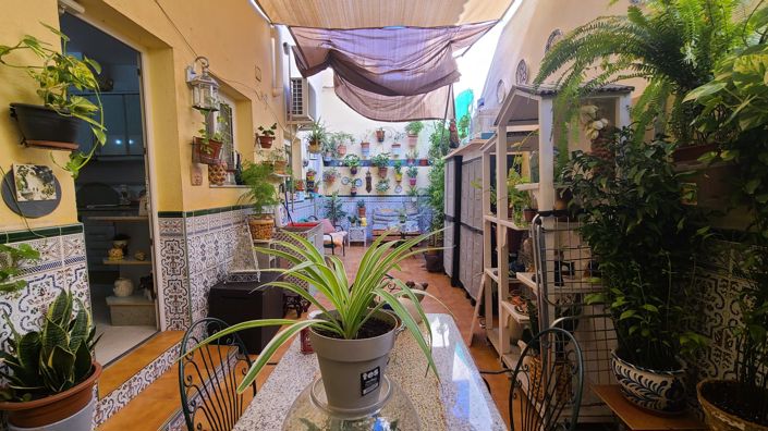 Image No.12-3 Bed Townhouse for sale