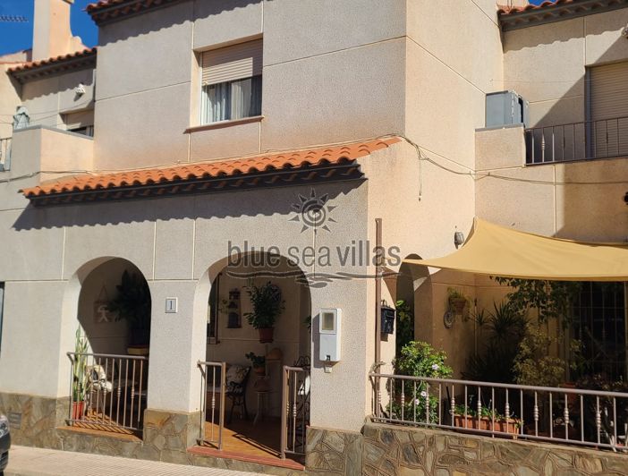 Image No.24-3 Bed Townhouse for sale