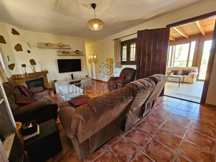 Image No.17-3 Bed Villa for sale