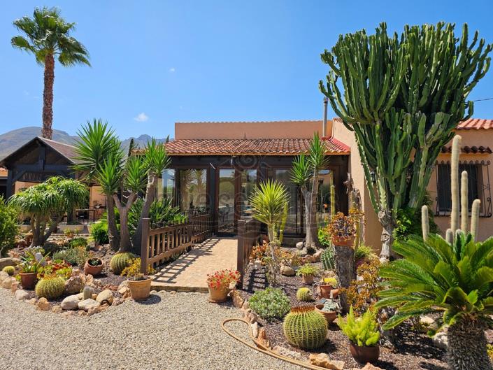 Image No.4-3 Bed Villa for sale