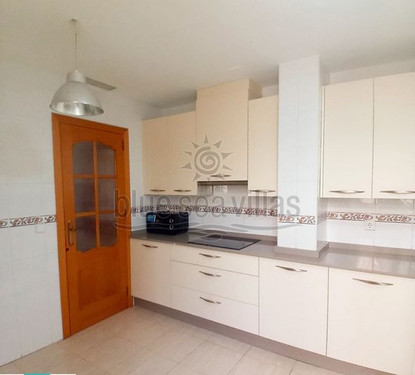 Image No.18-2 Bed Apartment for sale