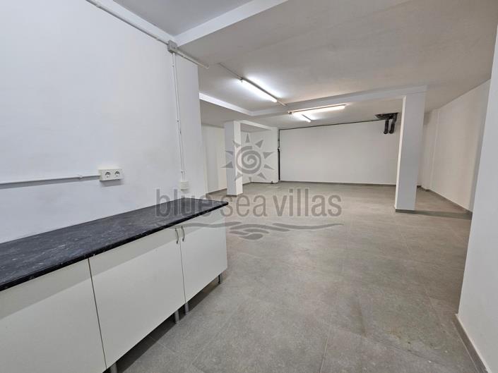 Image No.5-4 Bed Villa / Detached for sale