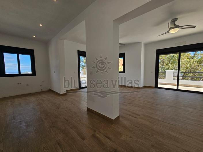 Image No.24-2 Bed House/Villa for sale