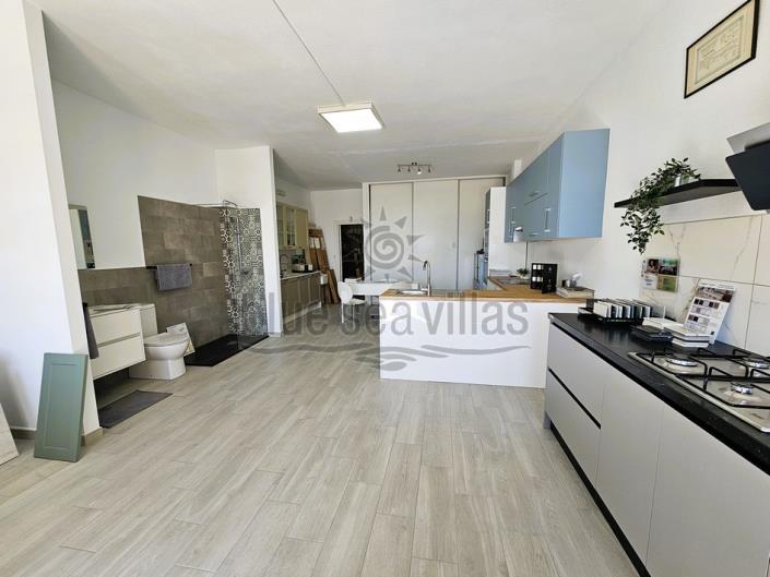 Image No.3-Commercial for sale