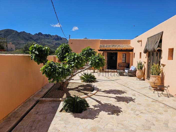 Image No.7-5 Bed House/Villa for sale