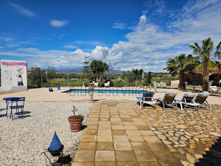 Image No.5-4 Bed House/Villa for sale