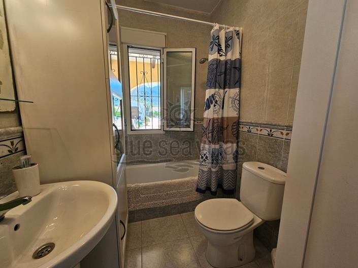 Image No.52-4 Bed House/Villa for sale