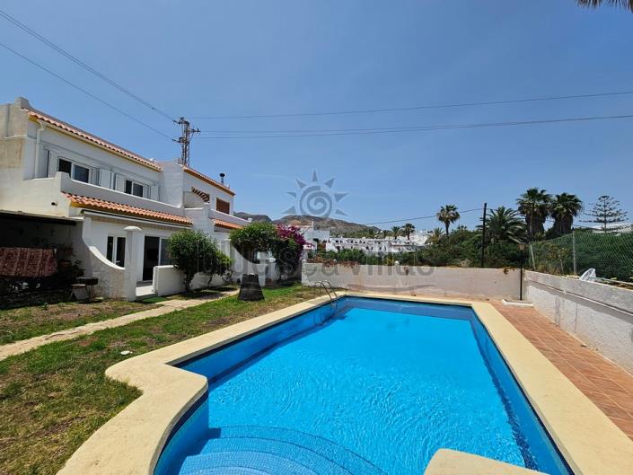 Image No.22-3 Bed House for sale