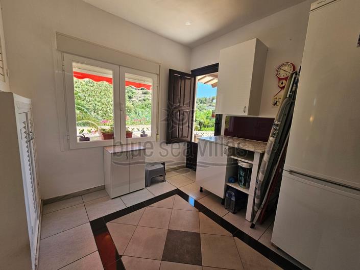 Image No.27-3 Bed Villa / Detached for sale