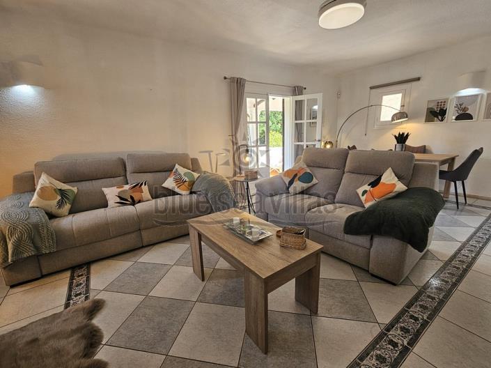 Image No.20-3 Bed Villa / Detached for sale