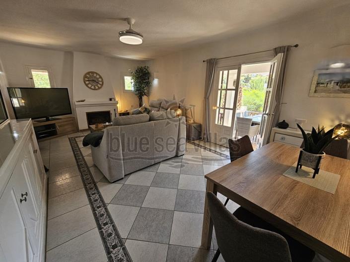 Image No.21-3 Bed Villa / Detached for sale