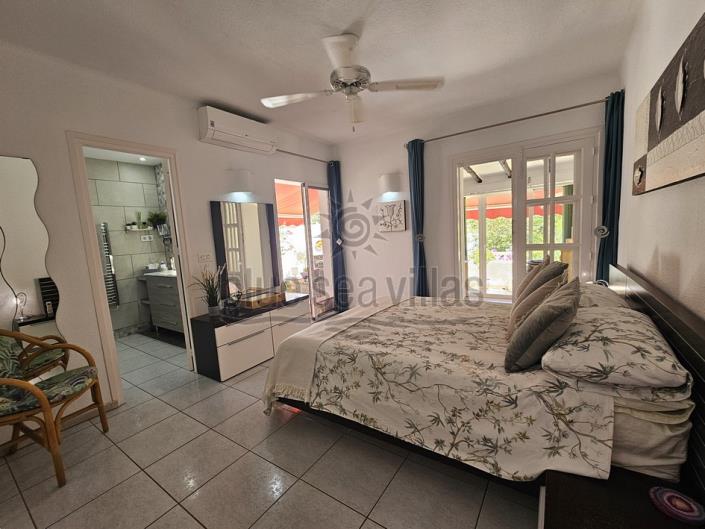 Image No.29-3 Bed Villa / Detached for sale