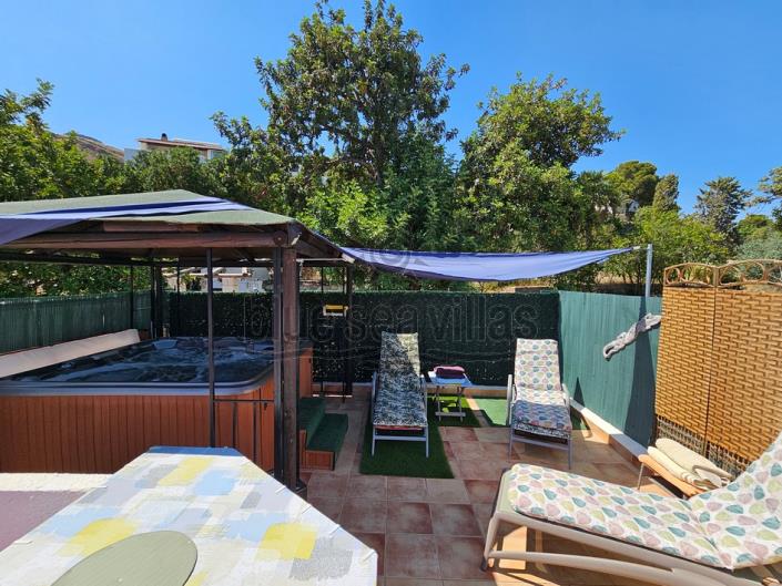 Image No.58-3 Bed Villa / Detached for sale