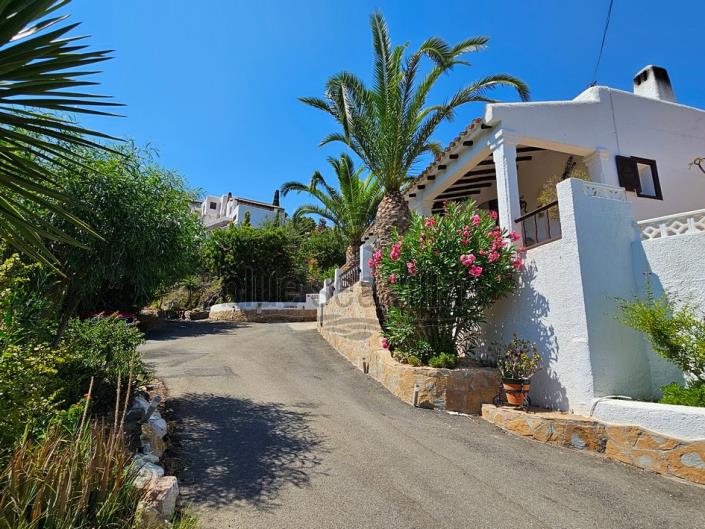 Image No.12-3 Bed Villa / Detached for sale