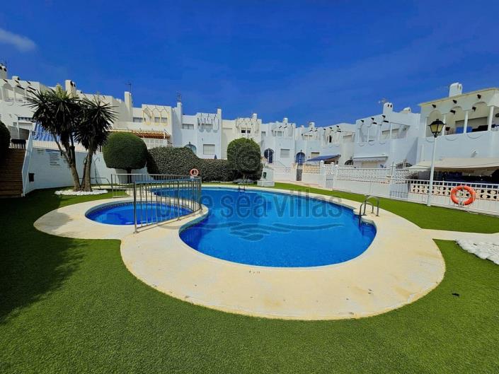 Image No.6-3 Bed Townhouse for sale