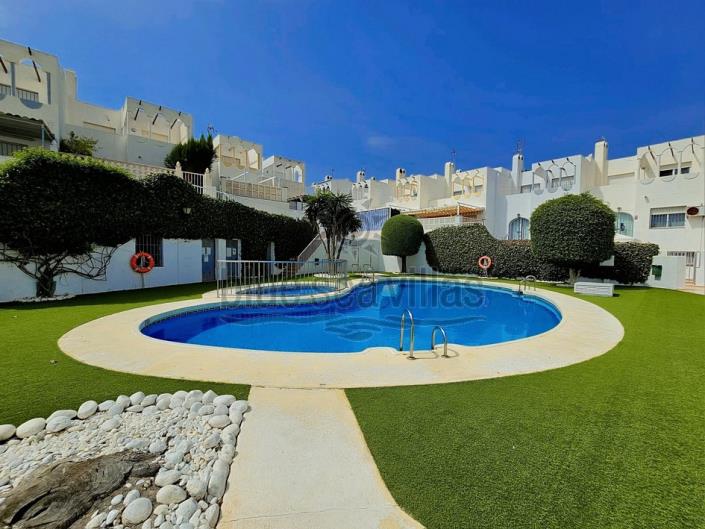 Image No.7-3 Bed Townhouse for sale