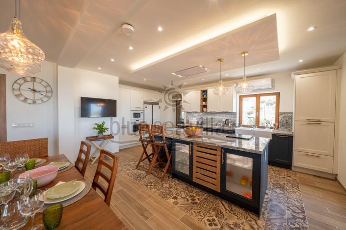 Image No.18-5 Bed House/Villa for sale