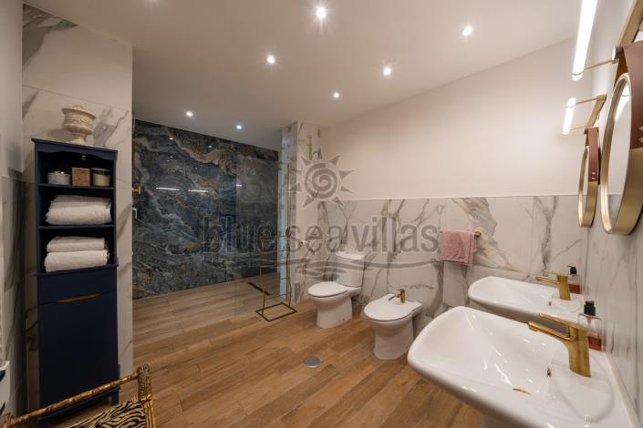 Image No.31-5 Bed House/Villa for sale