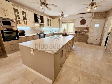 kitchen-1499--2-_opt